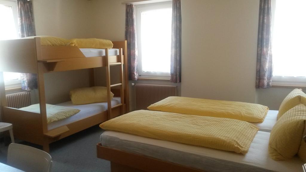 Hotel Raetia Tiefencastel Dış mekan fotoğraf